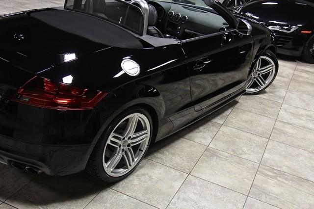 New-2010-Audi-TTS-20T-Prestige