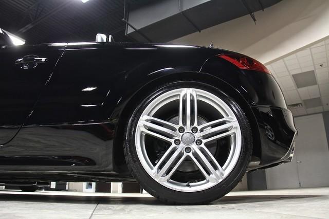 New-2010-Audi-TTS-20T-Prestige