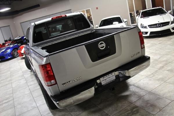 New-2005-Nissan-Titan-SE