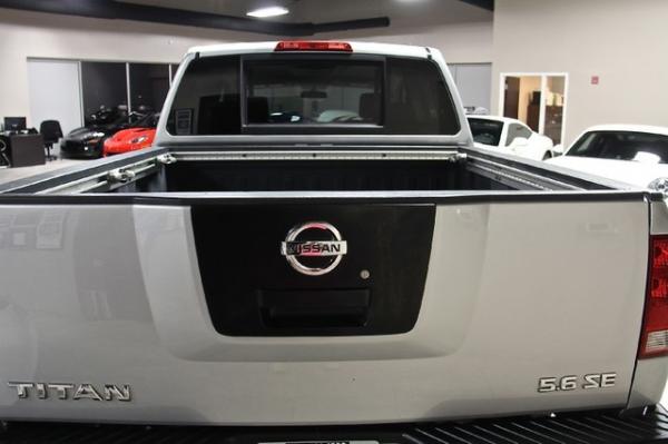 New-2005-Nissan-Titan-SE