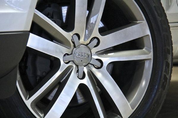 New 2011 Audi Q7 3.0L TDI Prestige for sale Sold at Chicago Motor Cars in West Chicago IL 60185 6