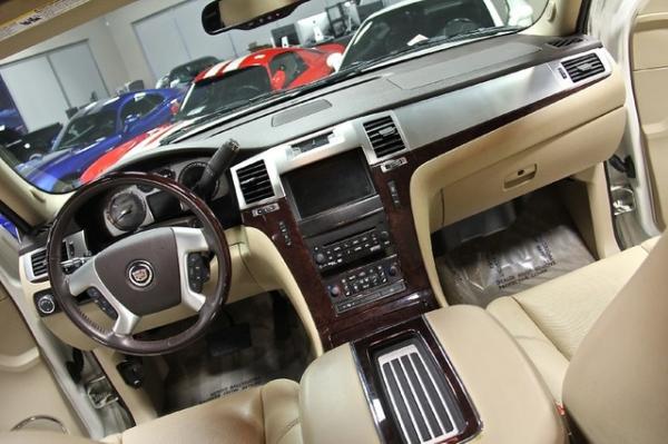 New-2012-Cadillac-Escalade-Premium