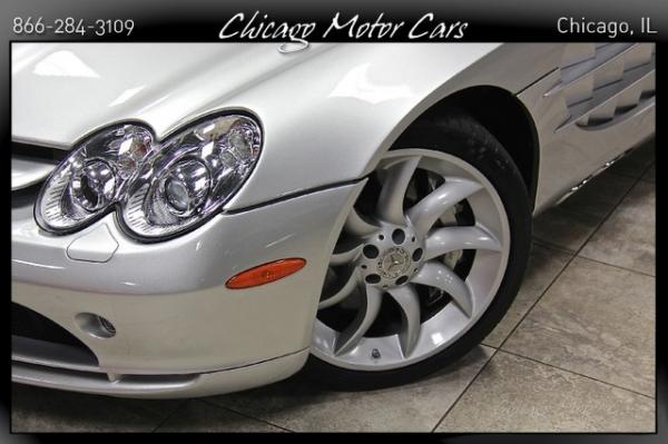 Used 2006 Mercedes-Benz SLR McLaren for sale Sold at Chicago Motor Cars in West Chicago IL 60185 5