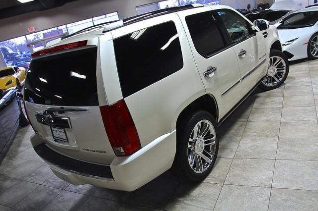 New-2009-Cadillac-Escalade-Platinum-Edition