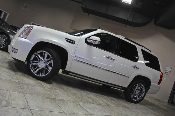 New-2009-Cadillac-Escalade-Platinum-Edition