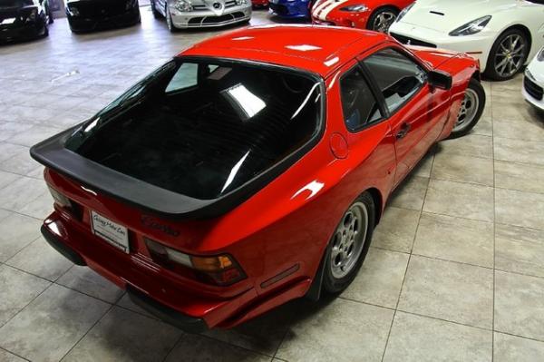 New-1986-Porsche-944-Turbo