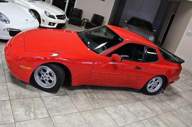 New-1986-Porsche-944-Turbo