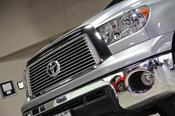 New-2010-Toyota-Tundra-Platinum-4WD-CrewMax