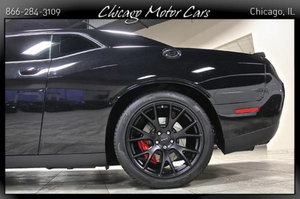 Used-2015-Dodge-Challenger-SRT-Hellcat