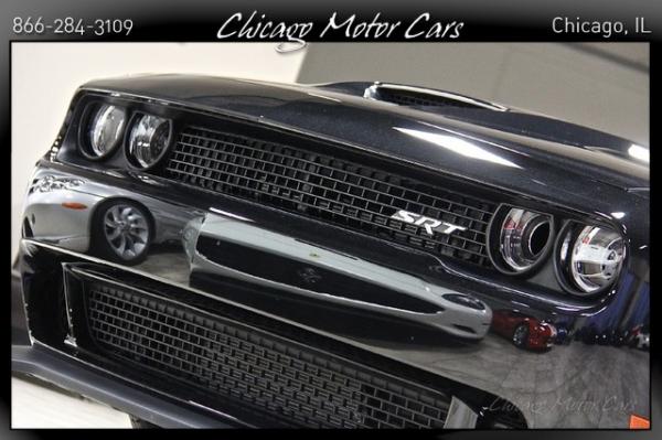 Used 2015 Dodge Challenger SRT Hellcat for sale Sold at Chicago Motor Cars in West Chicago IL 60185 5