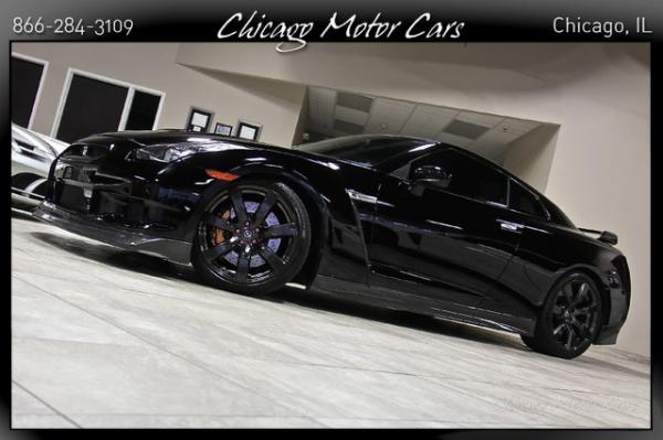 Used 2010 Nissan GT-R Premium for sale Sold at Chicago Motor Cars in West Chicago IL 60185 4