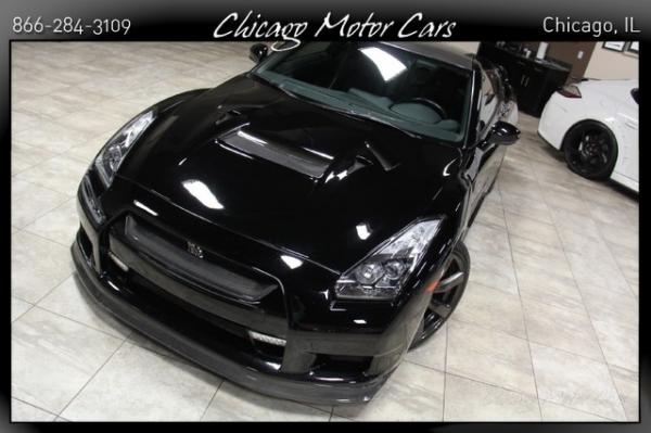 Used-2010-Nissan-GT-R-Premium