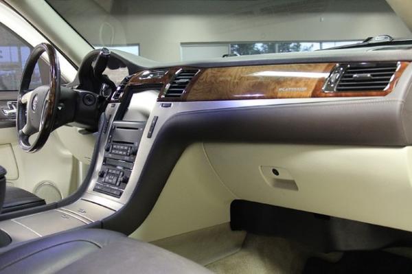 New-2009-Cadillac-Escalade-Platinum-Edition