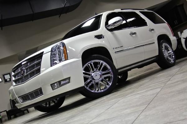 New 2009 Cadillac Escalade Platinum Edition for sale Sold at Chicago Motor Cars in West Chicago IL 60185 2
