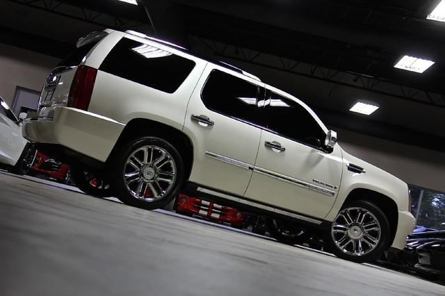 New-2009-Cadillac-Escalade-Platinum-Edition