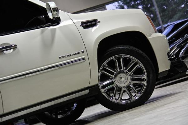 New-2009-Cadillac-Escalade-Platinum-Edition