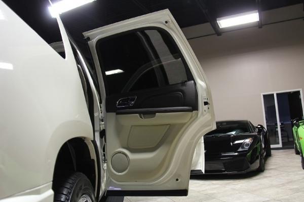 New-2009-Cadillac-Escalade-Platinum-Edition