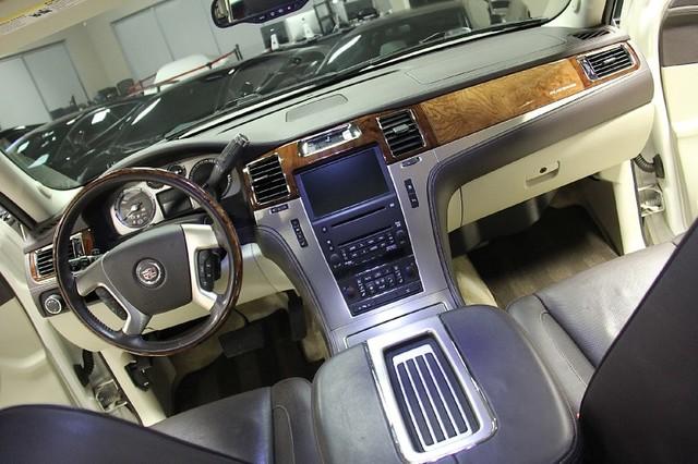 New-2009-Cadillac-Escalade-Platinum-Edition