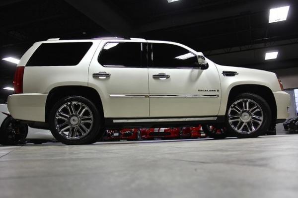 New-2009-Cadillac-Escalade-Platinum-Edition