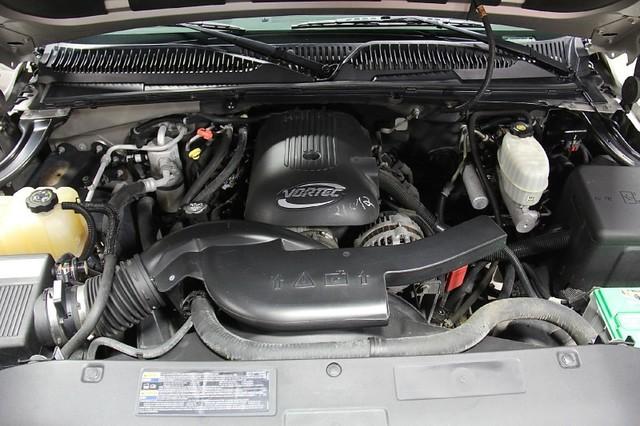 New-2004-Chevrolet-Suburban-Z71