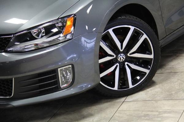 New 2014 Volkswagen Jetta Sedan for sale Sold at Chicago Motor Cars in West Chicago IL 60185 4
