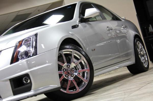 New-2009-Cadillac-CTS-V