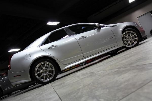 New-2009-Cadillac-CTS-V