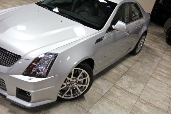 New-2009-Cadillac-CTS-V