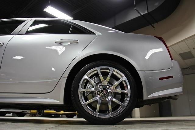 New-2009-Cadillac-CTS-V