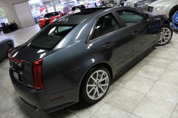 New-2009-Cadillac-CTS-V