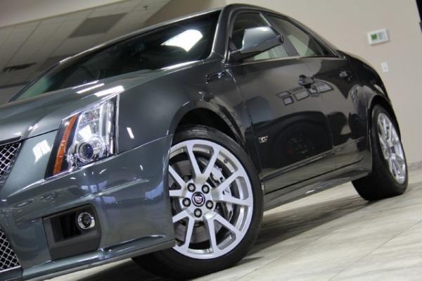 New-2009-Cadillac-CTS-V