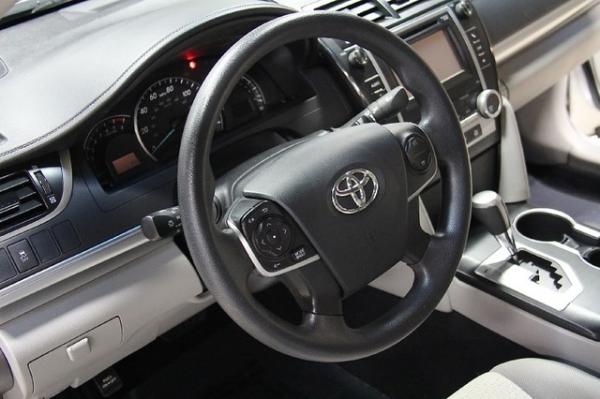 New-2012-Toyota-Camry-LE