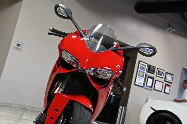 New-2013-Ducati-1199-Panigale-Sport