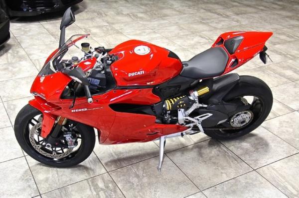 New-2013-Ducati-1199-Panigale-Sport