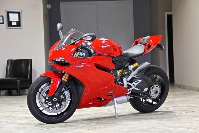 New-2013-Ducati-1199-Panigale-Sport