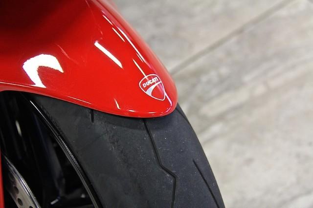 New-2013-Ducati-1199-Panigale-Sport