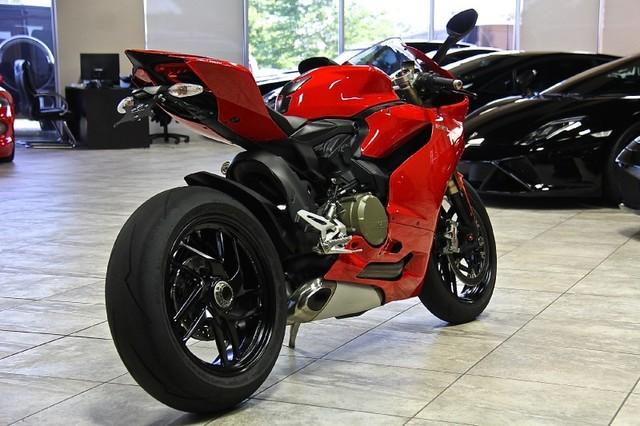 New-2013-Ducati-1199-Panigale-Sport