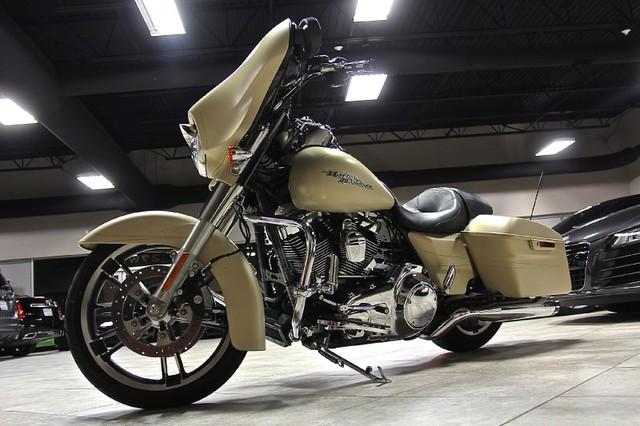 New-2014-Harley-Davidson-Street-Glide-Special-FLHXS