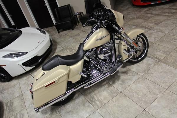 New 2014 Harley-Davidson Street Glide Special FLHXS for sale Sold at Chicago Motor Cars in West Chicago IL 60185 6