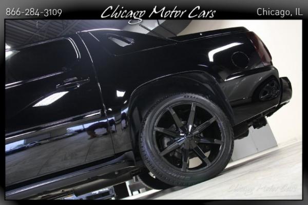 New-2011-Cadillac-Escalade-EXT-Luxury-Luxury