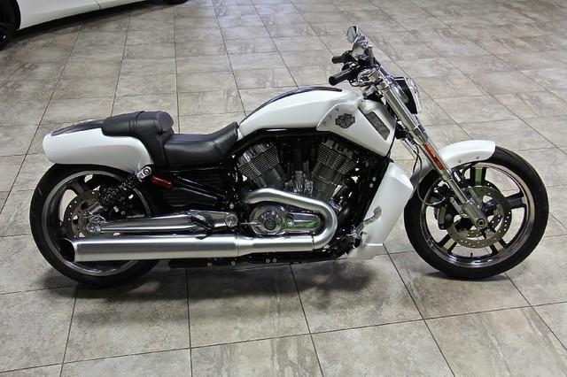 New-2011-Harley-Davidson-V-Rod-Muscle