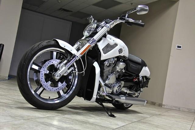 New-2011-Harley-Davidson-V-Rod-Muscle