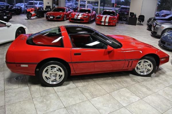New-1990-Chevrolet-Corvette-ZR1