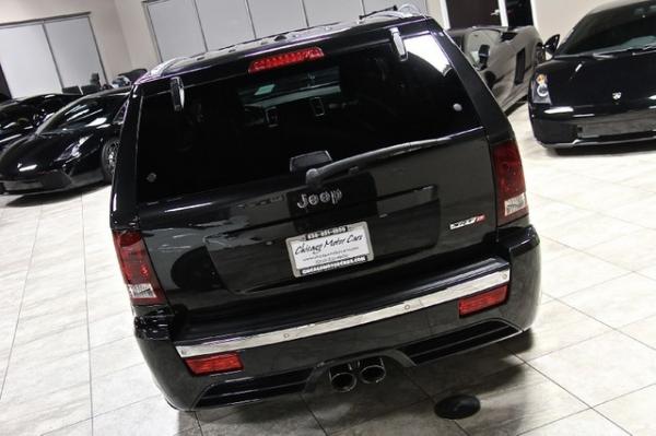 New-2010-Jeep-Grand-Cherokee-SRT-8