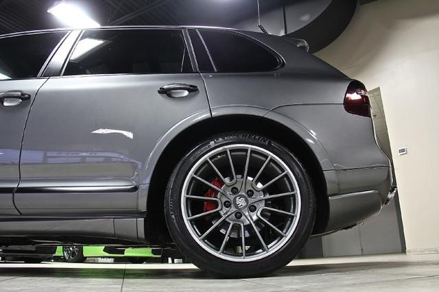 New-2010-Porsche-Cayenne-GTS-AWD