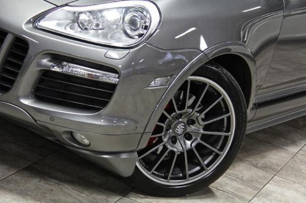 New-2010-Porsche-Cayenne-GTS-AWD