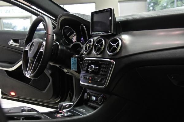 New-2015-Mercedes-Benz-GLA45-AMG-4-Matic