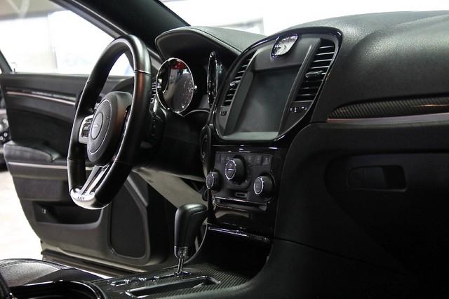 New-2012-Chrysler-300-SRT8-SRT8