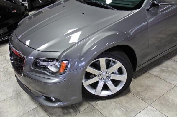 New-2012-Chrysler-300-SRT8-SRT8