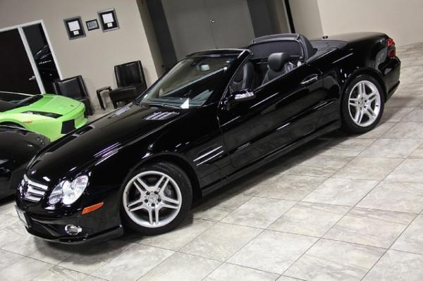 New 2007 Mercedes-Benz SL550 for sale Sold at Chicago Motor Cars in West Chicago IL 60185 3